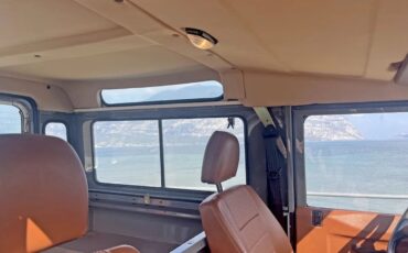 Land-rover-Defender-90-1992-Grey-Cogna-9