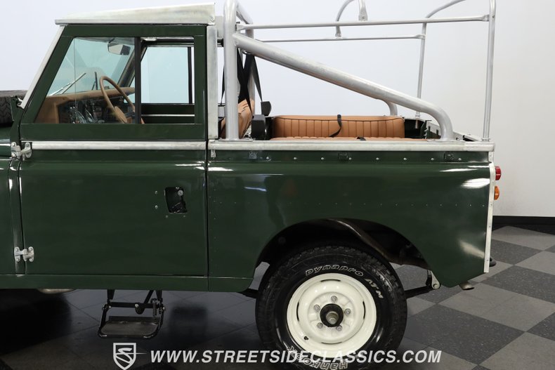 Land-rover-Other-1971-Dark-Green-Light-Brown-2