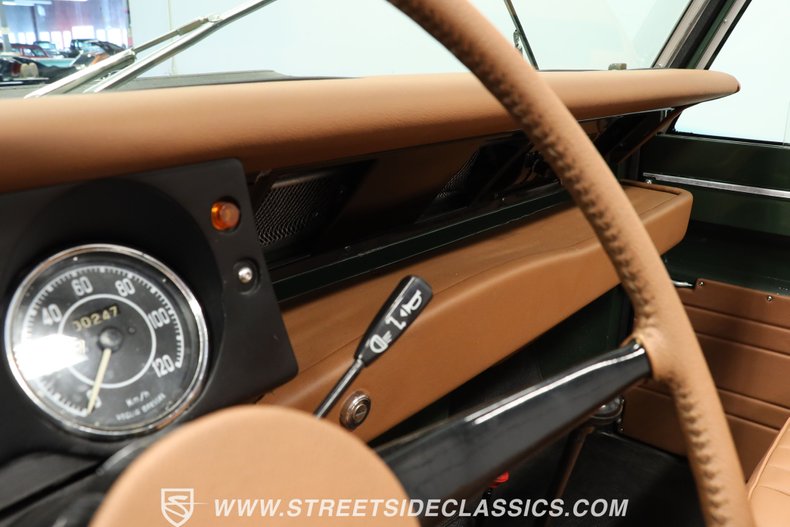 Land-rover-Other-1971-Dark-Green-Light-Brown-29