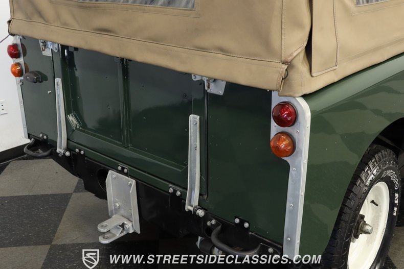 Land-rover-Other-1971-Dark-Green-Light-Brown-32