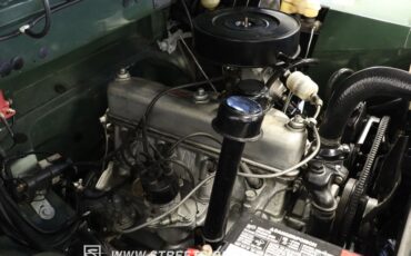 Land-rover-Other-1971-Dark-Green-Light-Brown-38