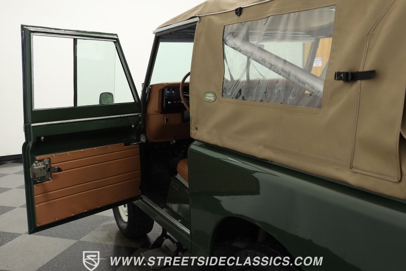 Land-rover-Other-1971-Dark-Green-Light-Brown-39