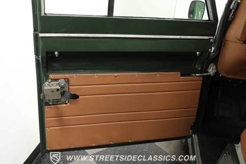 Land-rover-Other-1971-Dark-Green-Light-Brown-40