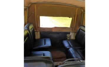 Land-rover-Santana-1978-Safari-Sand-SandBlack-27