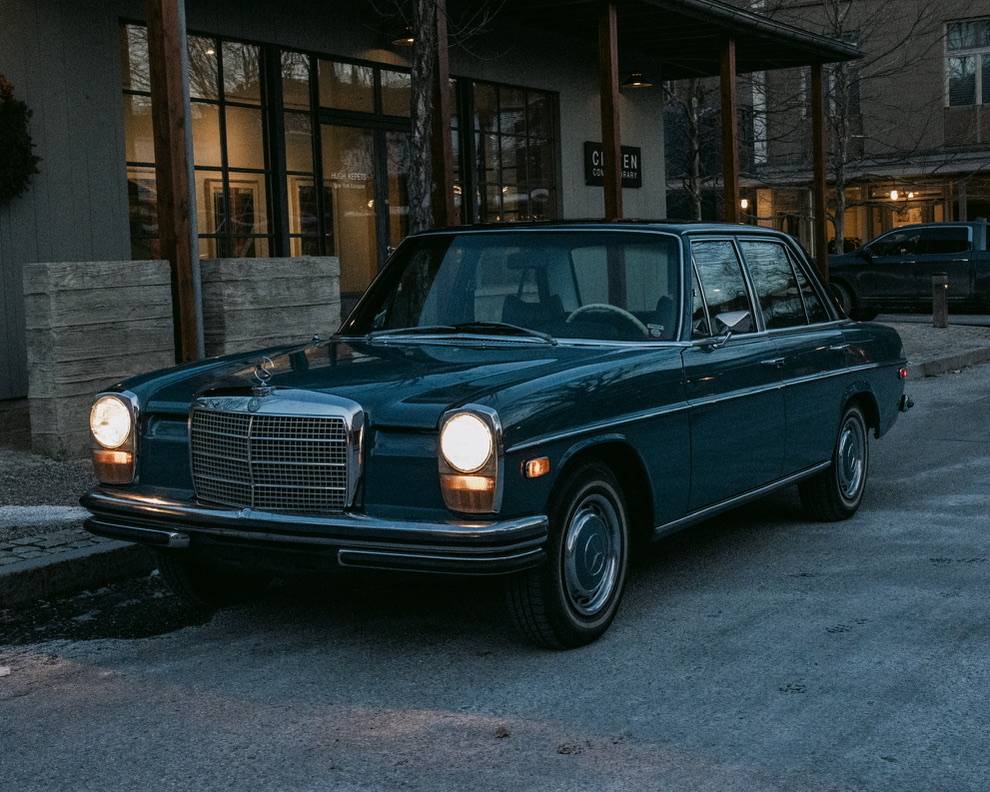 Land-rover-defender-110-1990-custom-14