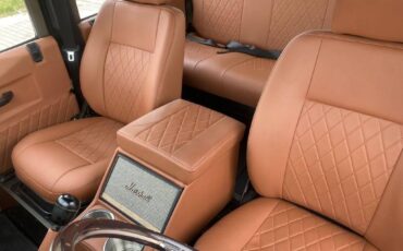Land-rover-defender-110-1990-custom-6