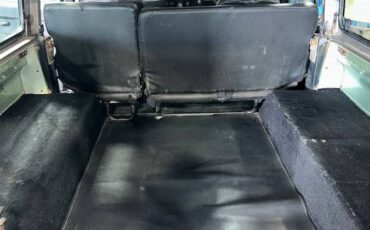 Land-rover-defender-110-1992-green-5