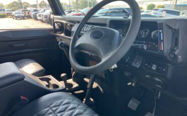 Land-rover-defender-110-1993-black-8