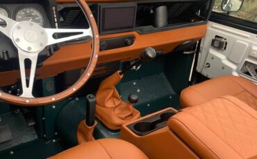 Land-rover-defender-110-1995-custom-10