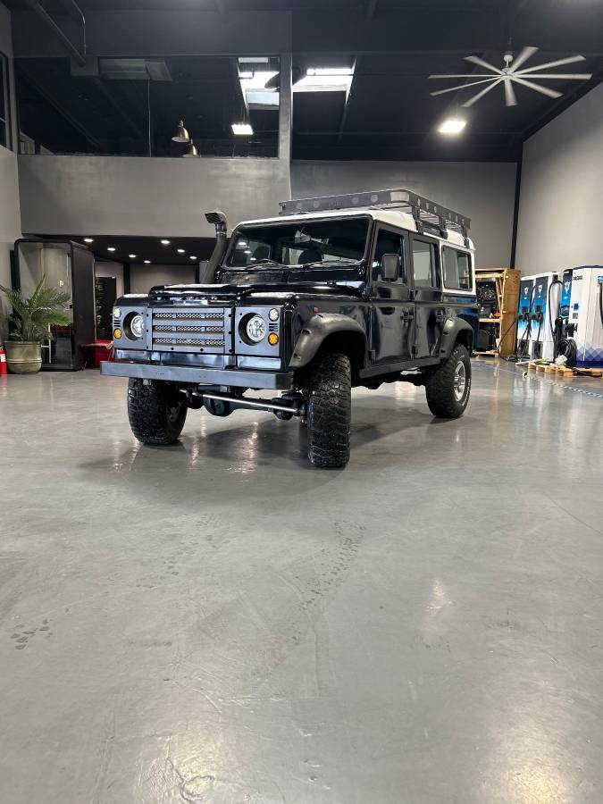 Land-rover-defender-110-diesel-1994-blue-1