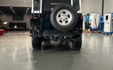 Land-rover-defender-110-diesel-1994-blue-11