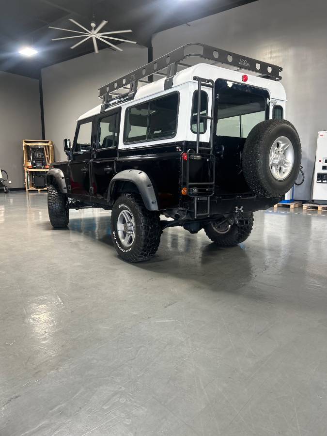 Land-rover-defender-110-diesel-1994-blue-12