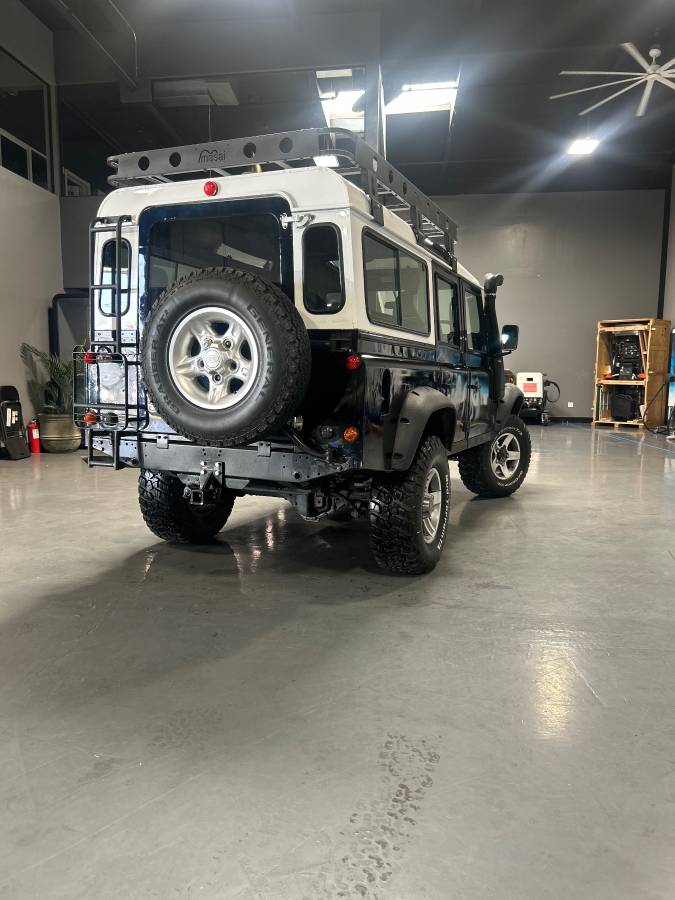 Land-rover-defender-110-diesel-1994-blue-15