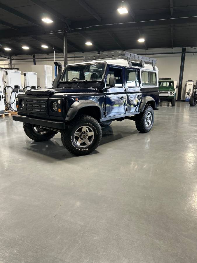 Land-rover-defender-110-diesel-1994-blue-21