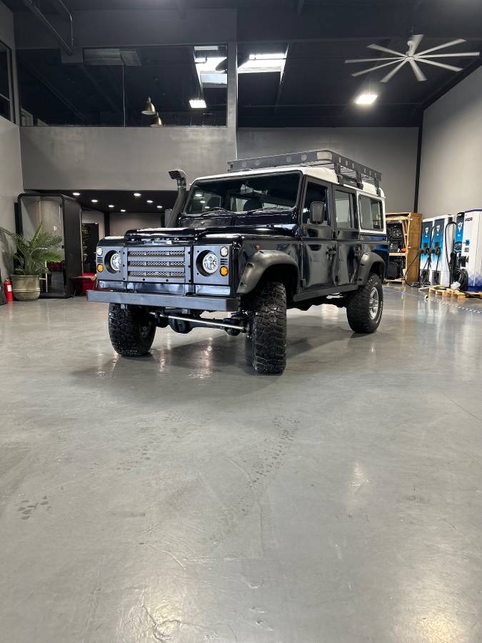 Land-rover-defender-110-diesel-1994-blue-22