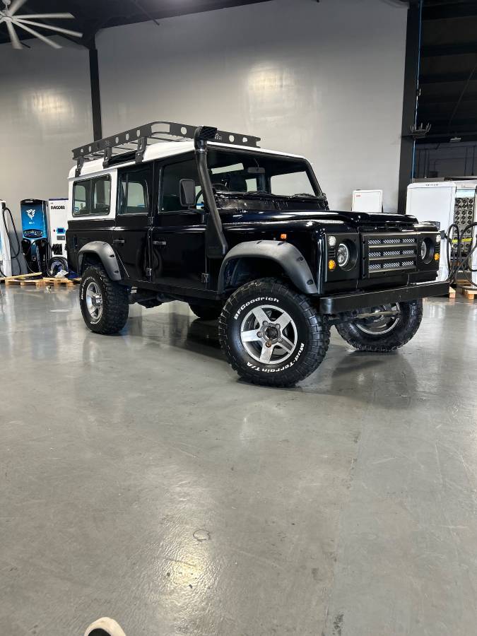Land-rover-defender-110-diesel-1994-blue