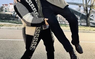 Land-rover-defender-1980-white-22