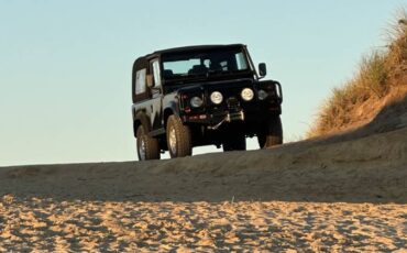 Land-rover-defender-90-1995-black