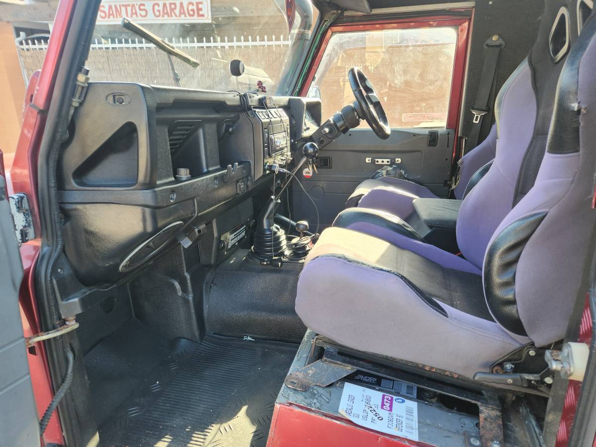 Land-rover-defender-90-diesel-1988-red-7