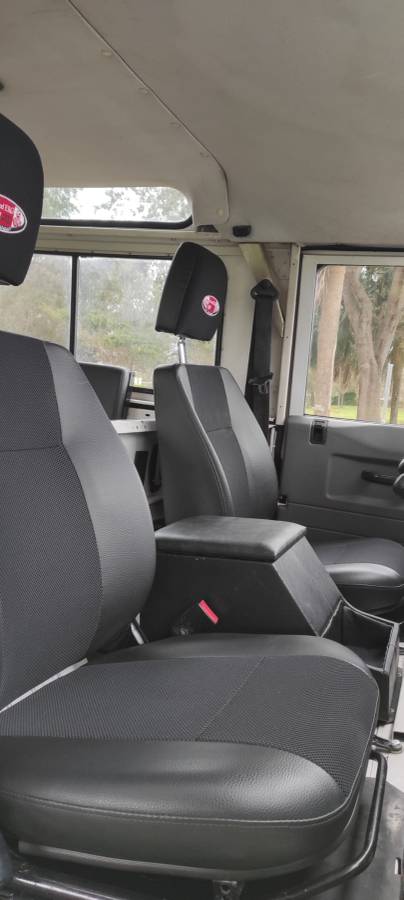 Land-rover-defender-90-diesel-1995-white-14