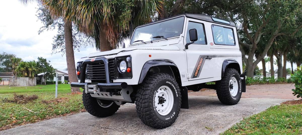 Land-rover-defender-90-diesel-1995-white-18