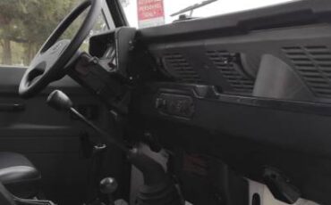 Land-rover-defender-90-diesel-1995-white-28