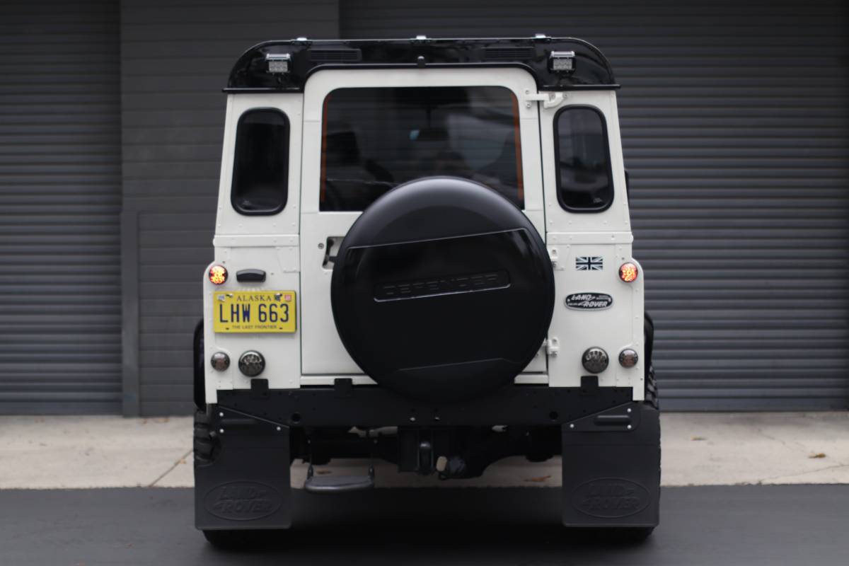 Land-rover-defender-diesel-1988-white-21