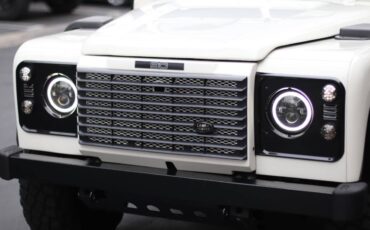 Land-rover-defender-diesel-1988-white-23