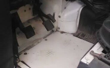 Land-rover-defender-diesel-1991-5