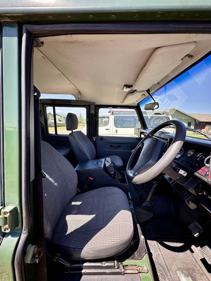 Land-rover-defender-diesel-1995-2