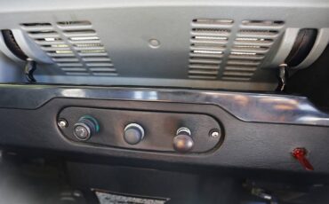 Land-rover-diesel-1989-green-16