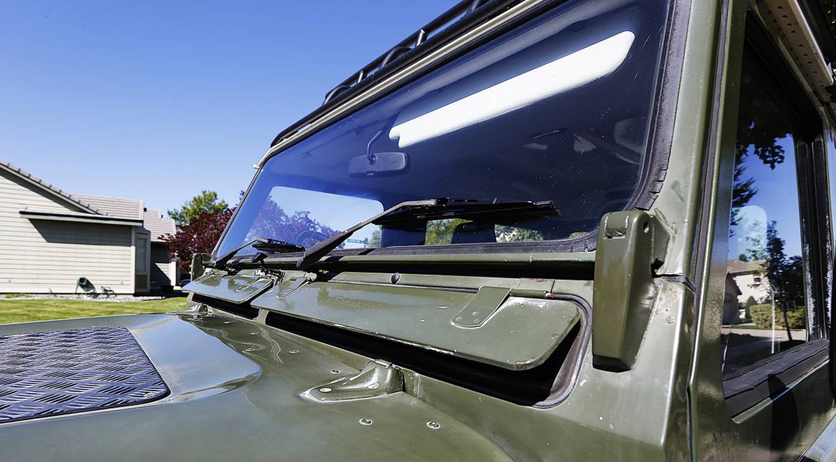 Land-rover-diesel-1989-green-20