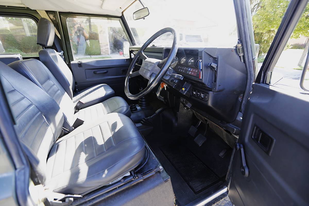 Land-rover-diesel-1989-green-9