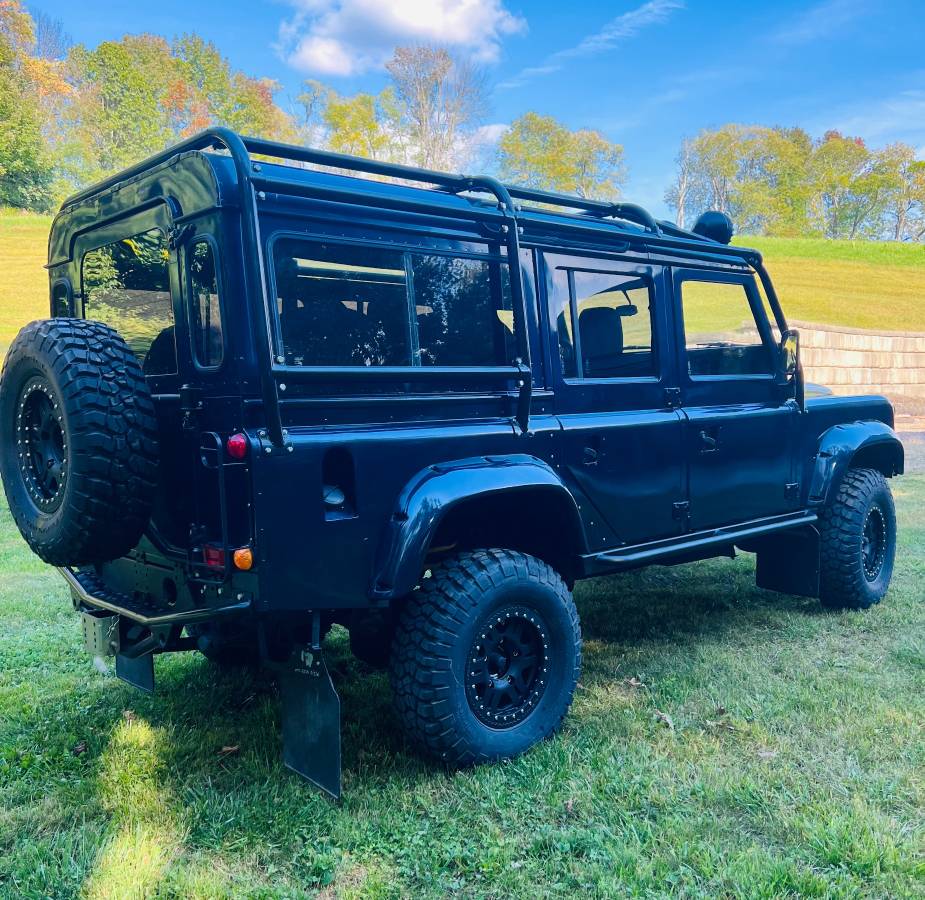 Land-rover-discovery-1984-blue-3