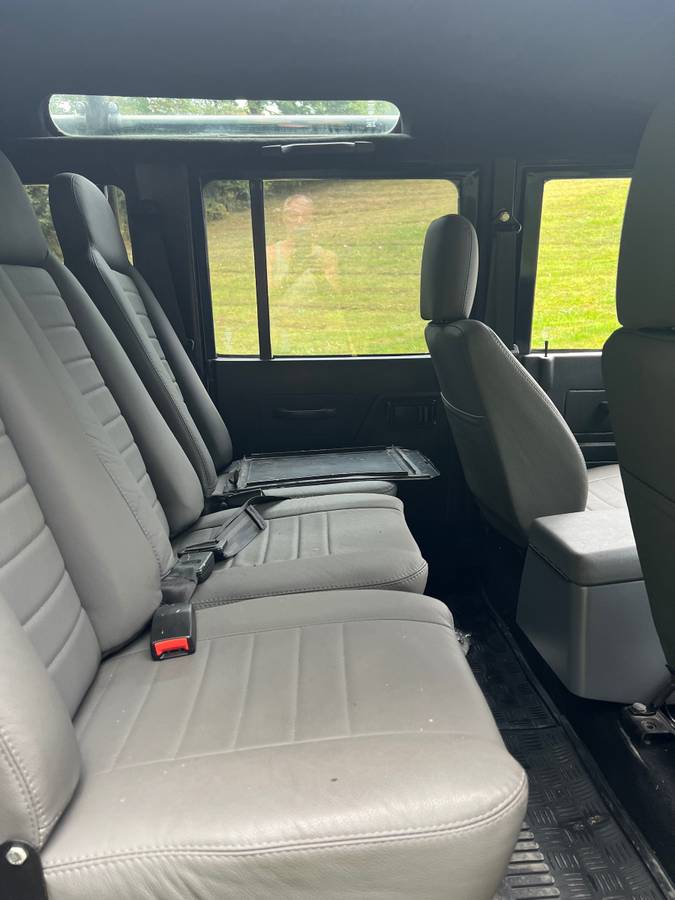 Land-rover-discovery-1984-blue-6