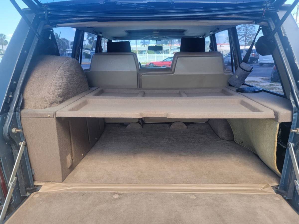 Land-rover-range-rover-1991-blue-12