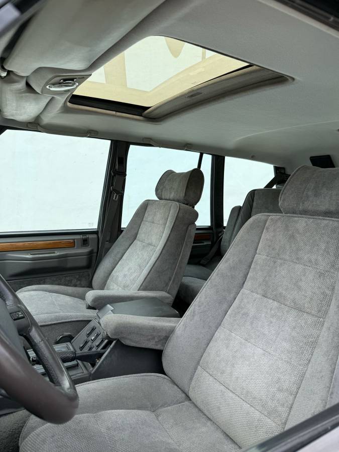 Land-rover-range-rover-1991-green-16