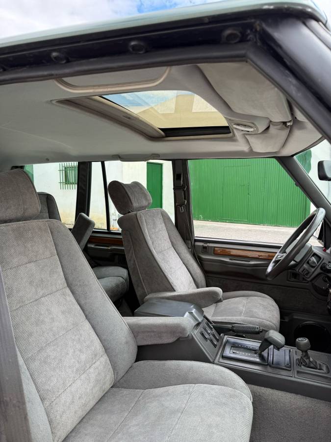 Land-rover-range-rover-1991-green-18
