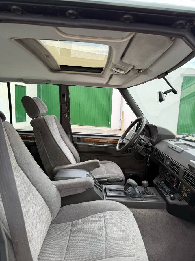 Land-rover-range-rover-1991-green-19