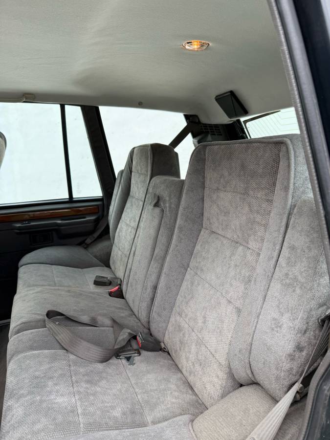 Land-rover-range-rover-1991-green-22