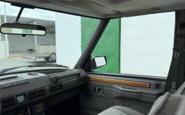 Land-rover-range-rover-1991-green-3