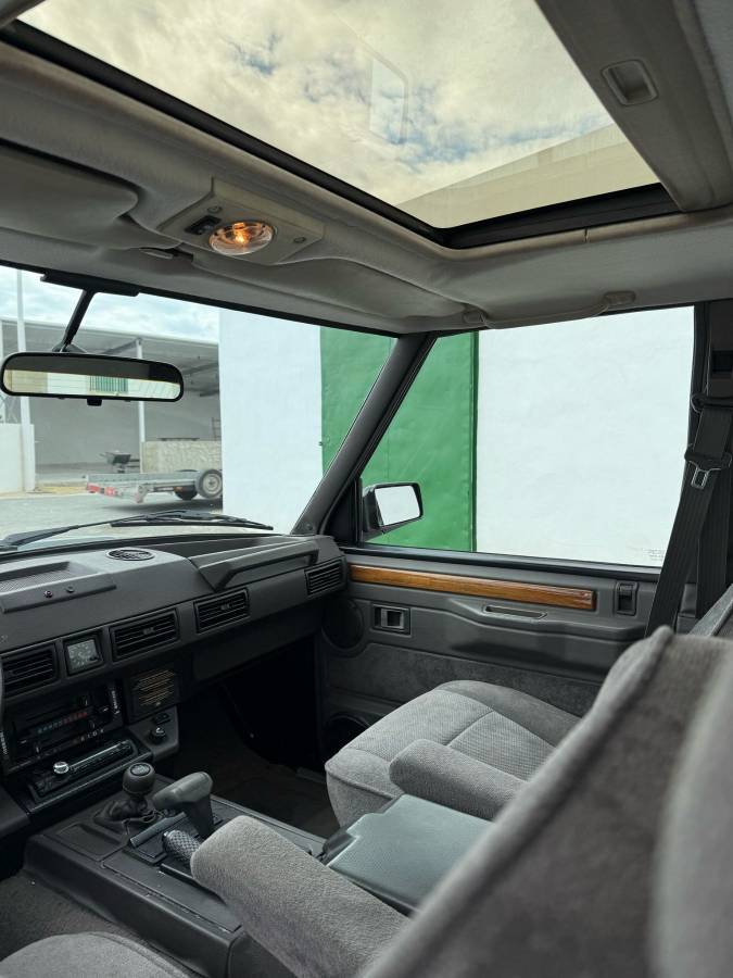 Land-rover-range-rover-1991-green-3