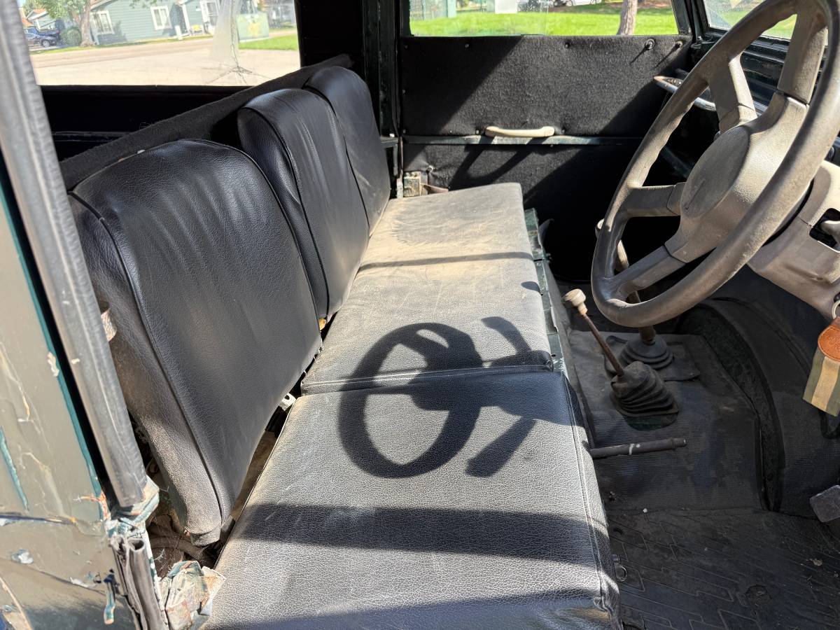 Land-rover-series-1-diesel-1949-green-7