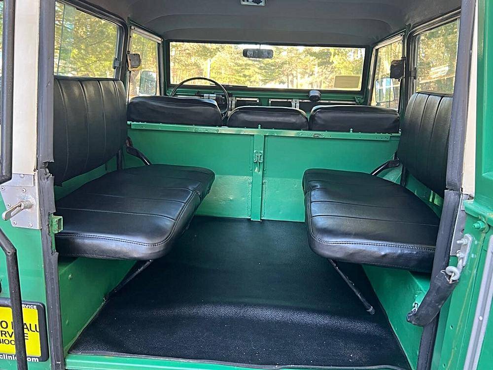 Land-rover-series-ii-1961-green-12