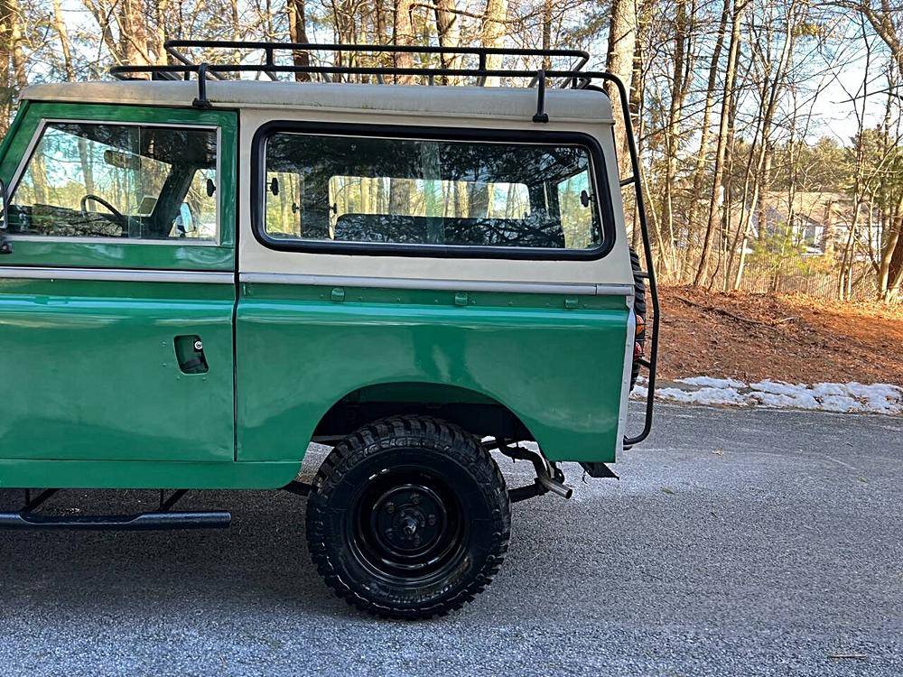 Land-rover-series-ii-1961-green-20
