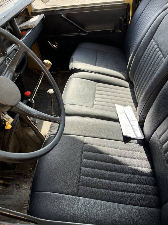 Land-rover-series-iii-109-diesel-1981-14