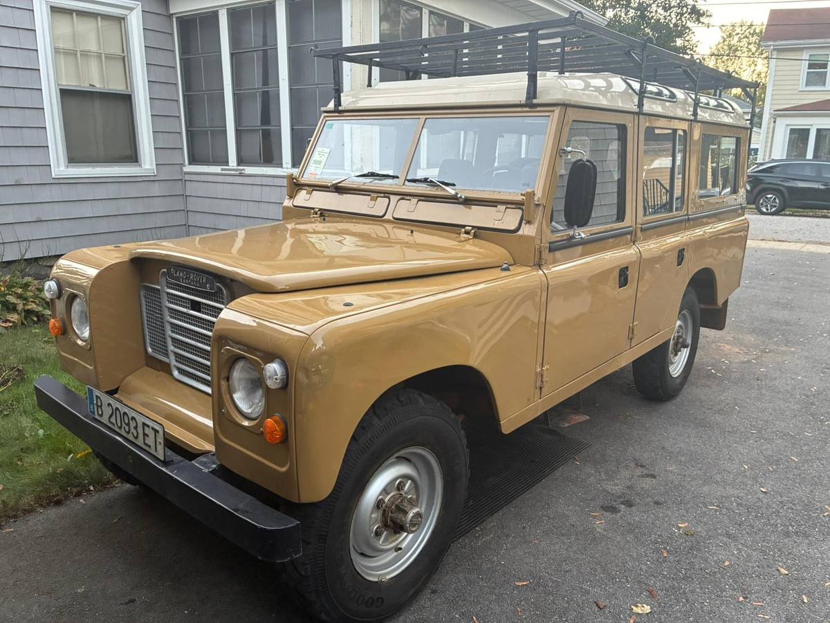 Land-rover-series-iii-109-diesel-1981