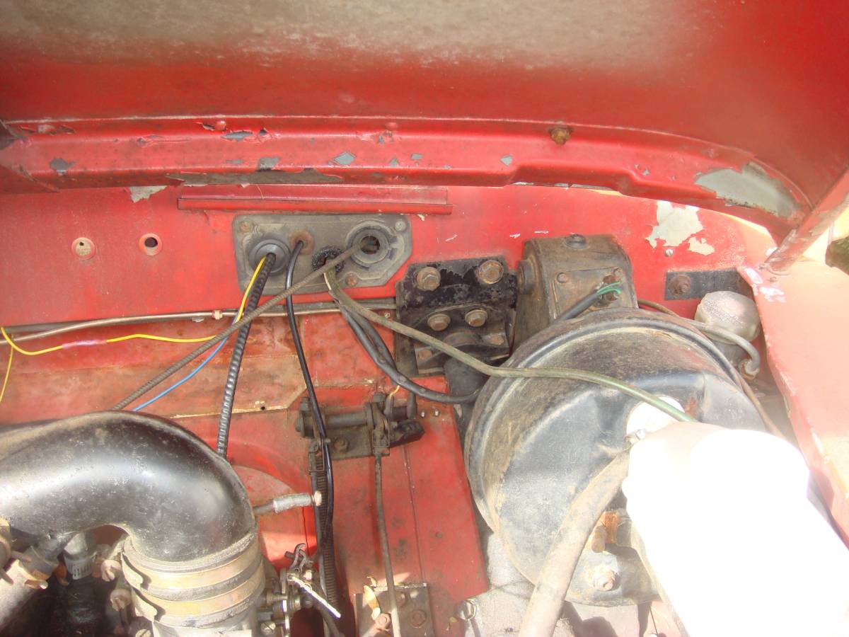 Land-rover-series-iii-1972-red-16