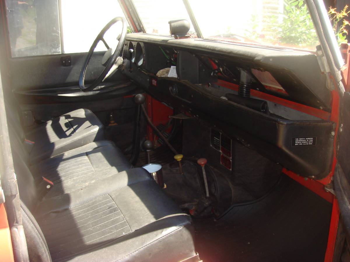 Land-rover-series-iii-1972-red-7