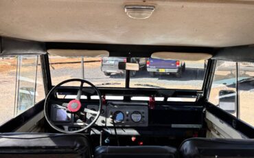 Land-rover-series-iii-1973-white-6